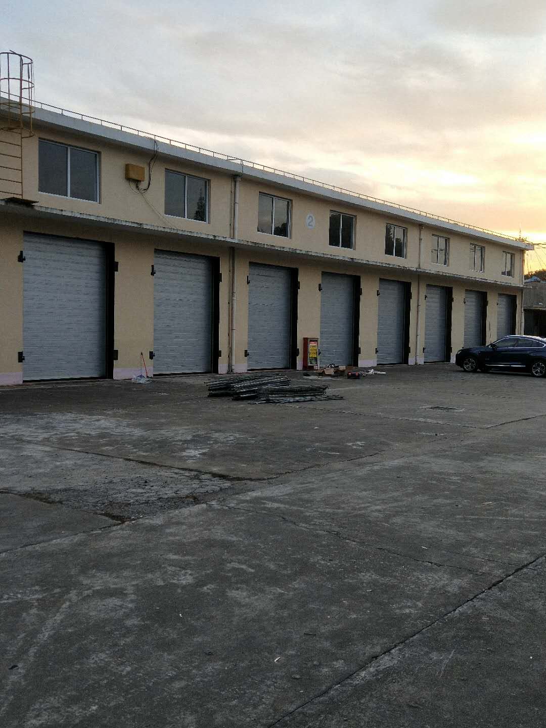 硬质快速卷门