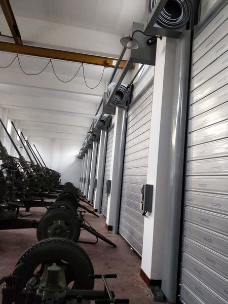 四川硬质快速门